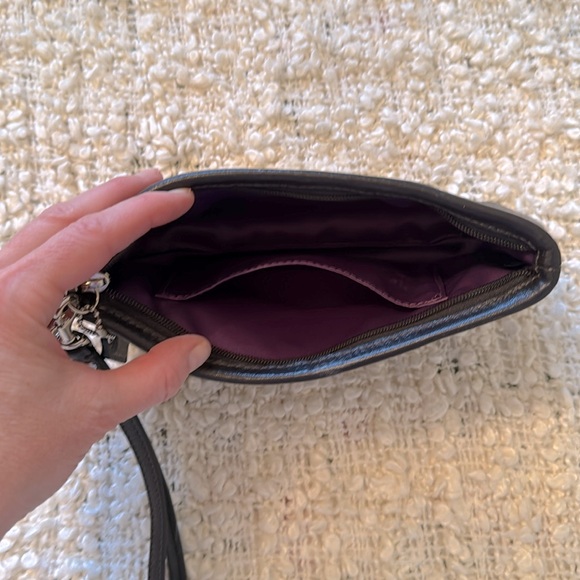 Vintage Coach black leather clutch - Picture 3 of 3